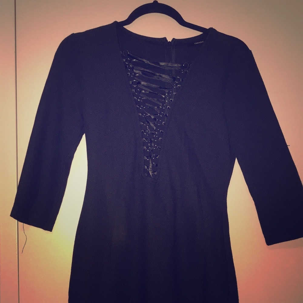 Forever21 body con dress with criss cross front
